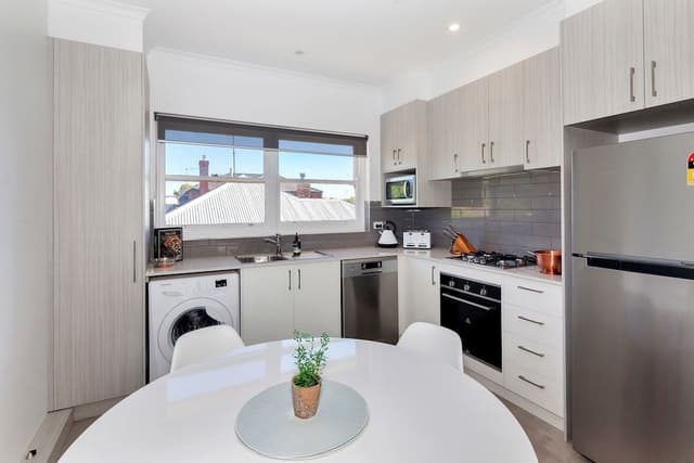 Grove St 2 Bedroom Apartment Ground Floor