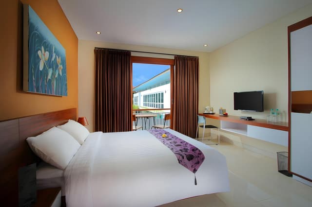Deluxe Double or Twin Room