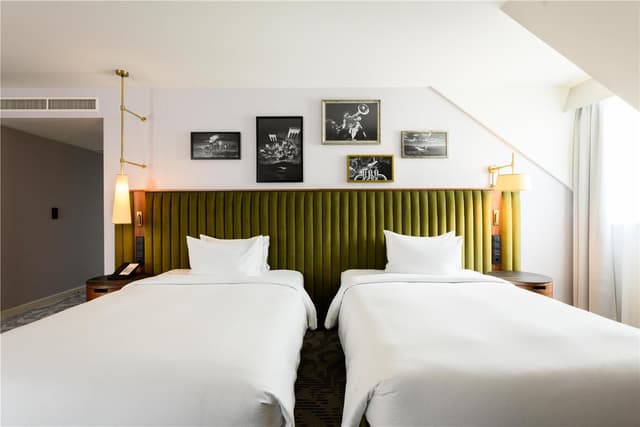 KING - KING BEDS FAMILY CONNECTING ROOM