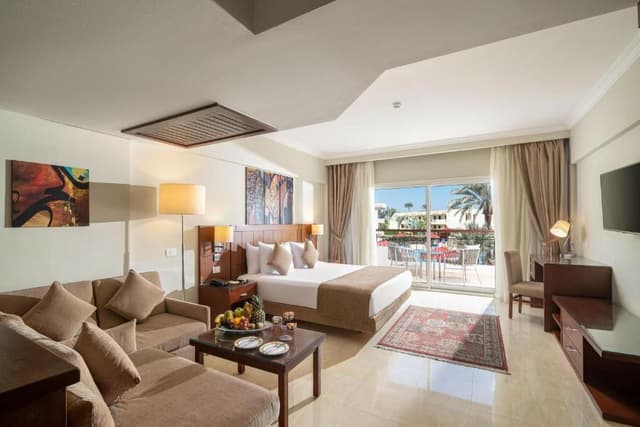 Premium Jacuzzi Suite