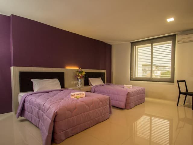 Deluxe Twin Bed