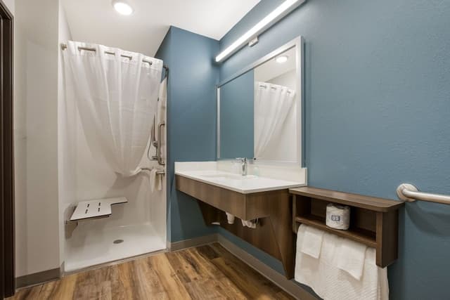 Room, 1 Queen Bed, Accessible, Non Smoking