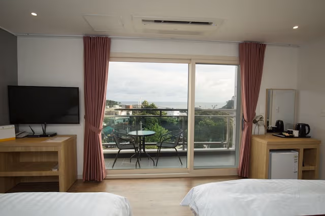 Family Twin Room, City View