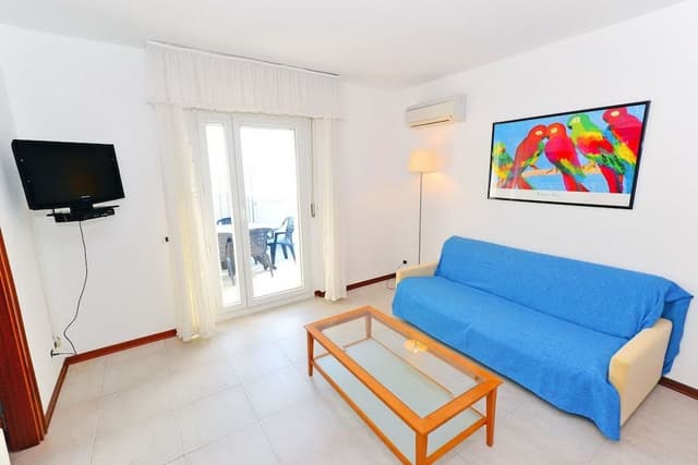Apartment, 2 Bedrooms (C)