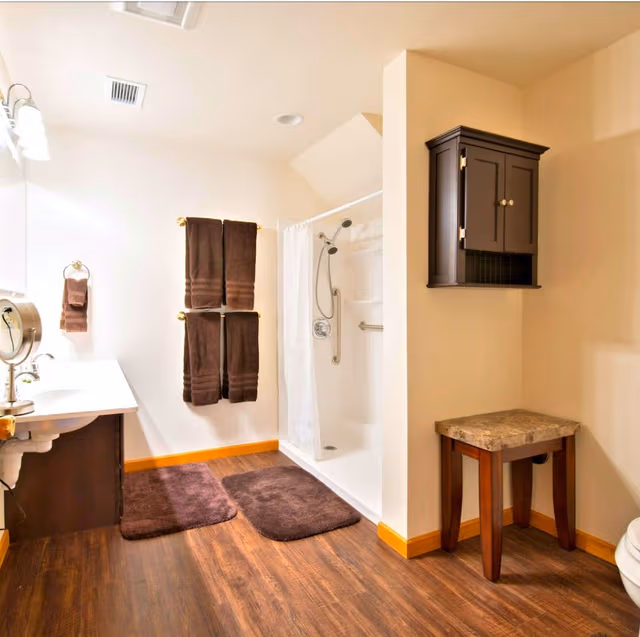 Accessible Room, King Bed