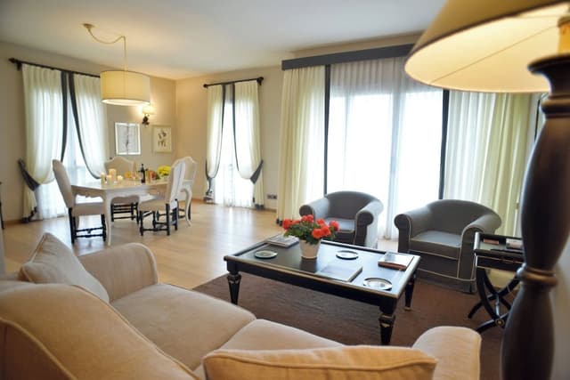 Classic Apartment, 2 Bedrooms