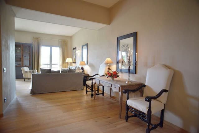 Classic Apartment, 2 Bedrooms