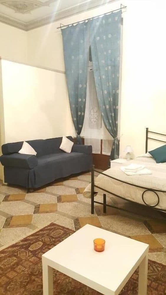 Deluxe Quadruple Room, 2 Bedrooms, Bathtub