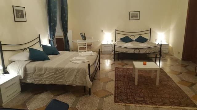 Deluxe Quadruple Room, 2 Bedrooms, Bathtub