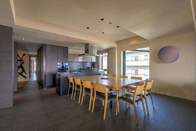 401 - 3 Bedrooms