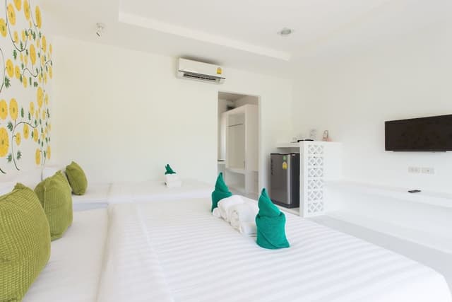 Deluxe Triple Room