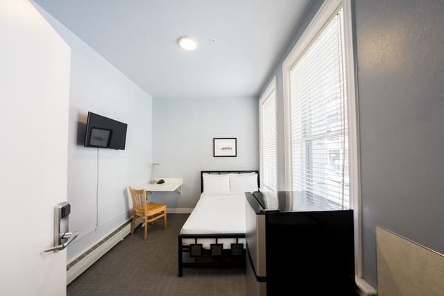 Room, 1 Double Bed, Shared Bathroom (Extended Stay)