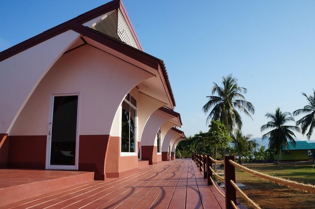 Lomtalay Resort Trat1
