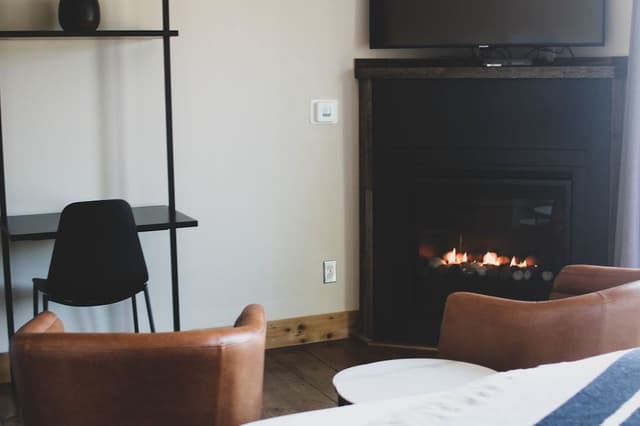 Ocean View Corner Studio 2nd Floor - Adult Only, No Pets