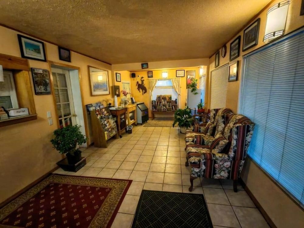 Cheyenne Motel0