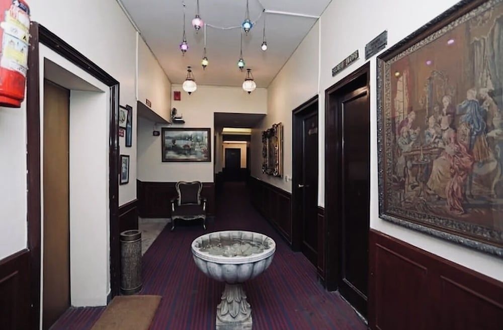 Hamilton Lodge2
