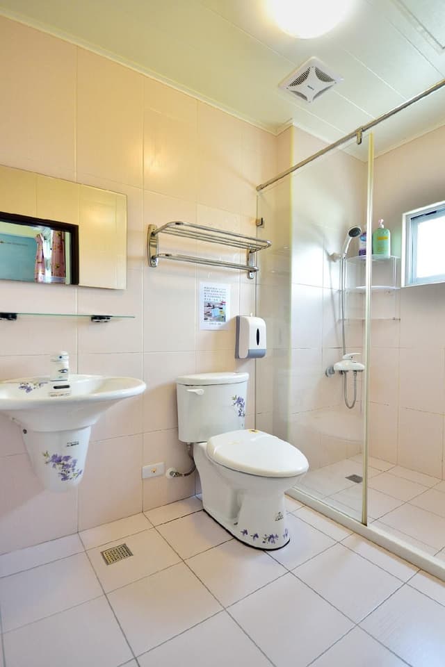 Triple Guest Room