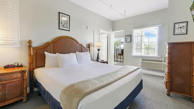 Signature Room, 1 King Bed