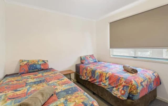 Standard 2 Bedroom Cabin - Sleeps 4