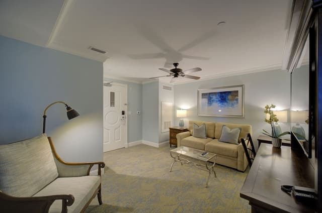 Suite, 1 Bedroom, Pool View (2 Queens)