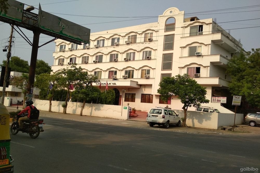 CHANAKYA0