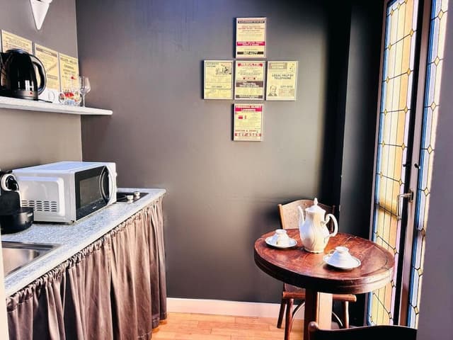 Apartment, Kitchenette