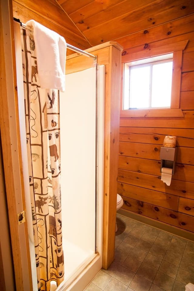 Standard Cabin, 2 Double Beds