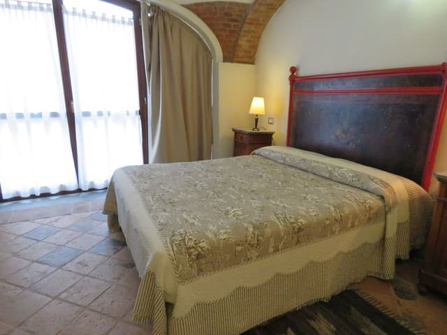 Superior Suite, 1 Bedroom, Kitchen, Courtyard View