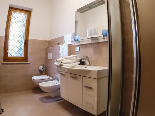 Double Room, Ensuite, Vineyard View