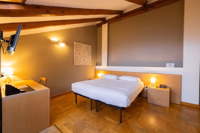 Classic Room, 1 Bedroom, Hill View