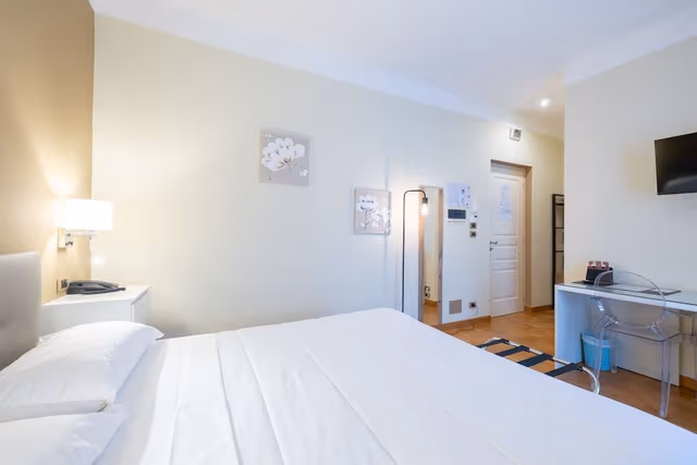 Comfort Room, 1 Double Bed, Hill View