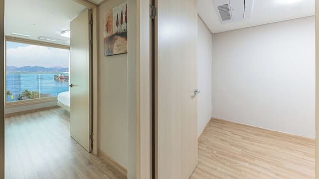 Luxury Suite with Ocean View (Weekend Fireworks + Heated Pool (Fri & Sat) + Cruise ticket discount)