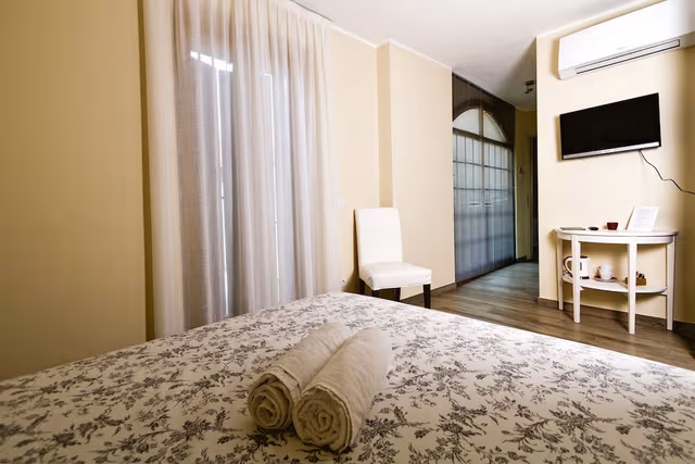 Double Room, Balcony