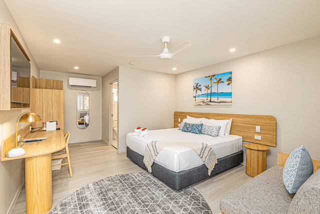 Superior King Room