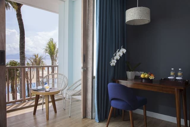 Room, Beach View