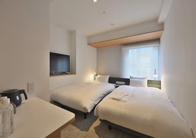 Renewal Smart Twin Room with complimentary breakfast