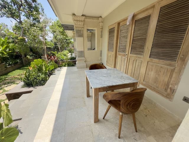 Deluxe Studio