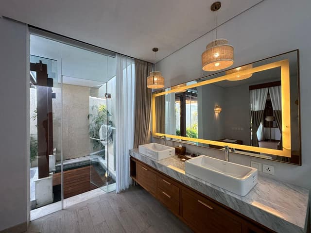 One Bedroom Suite - King