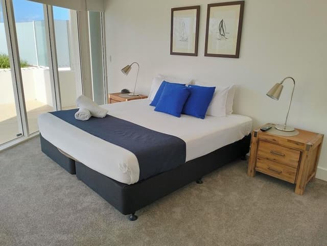 Family Apartment, 3 Bedrooms, Courtyard View