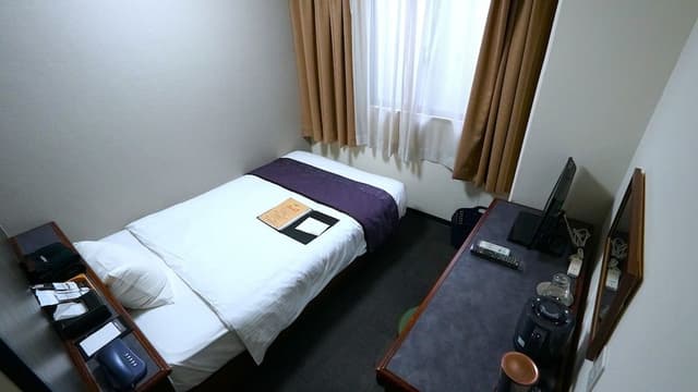 Semi-Double Room, Non Smoking (Single Use)