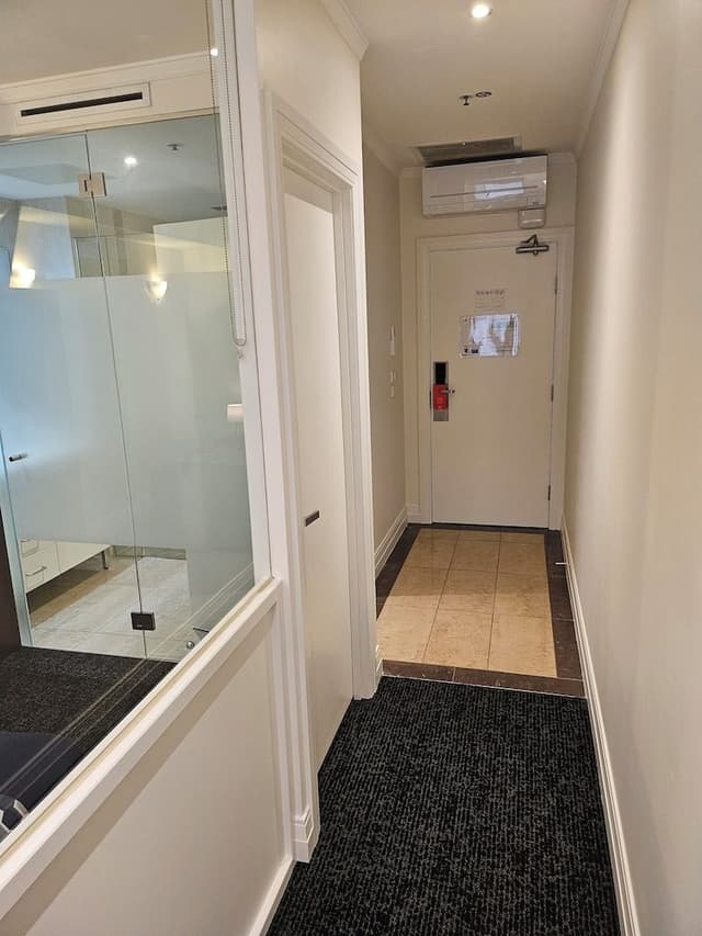 West Executive Room