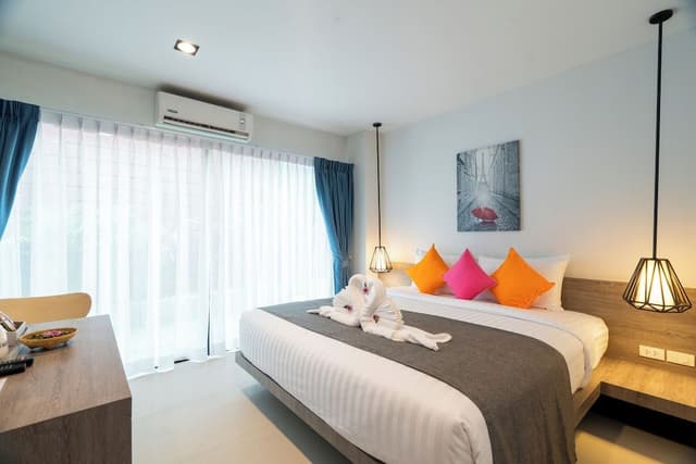 Deluxe Suite