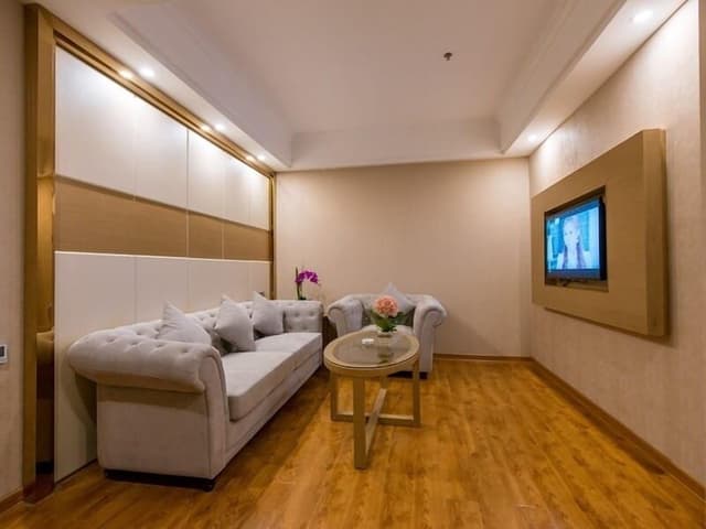 Superior Suite