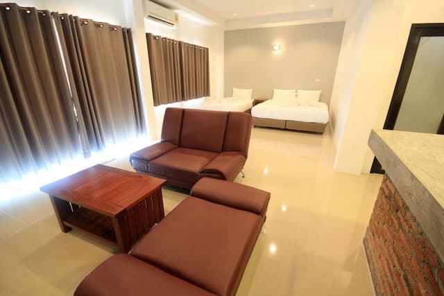 Deluxe Seaview