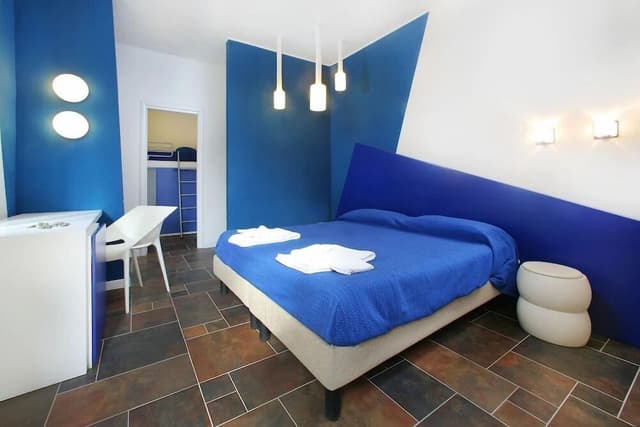 Apartment, 2 Bedrooms, Garden View
