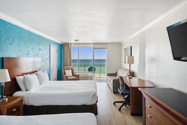 Standard Room, Balcony, Beach View