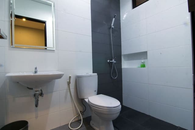 Superior Room, Hill View