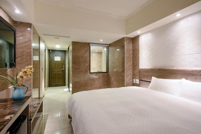 Double Room, Lake View (Do not accept Taiwan Traveler Card)