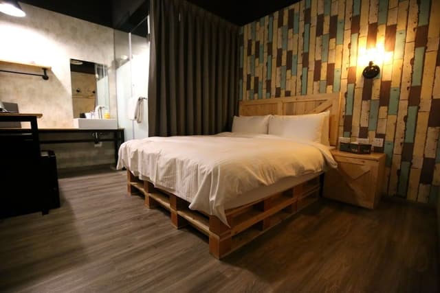 Standard Double Room, No Windows