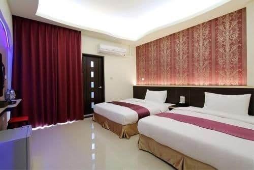 Deluxe Twin Balcony